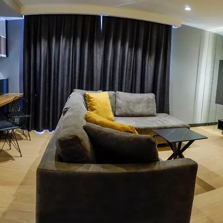 Hotel apartamentowy Nox 4*